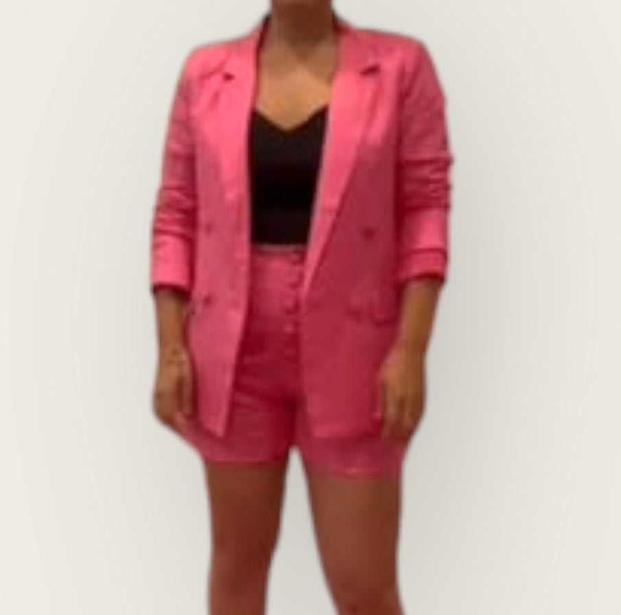 Blazer fucsia.