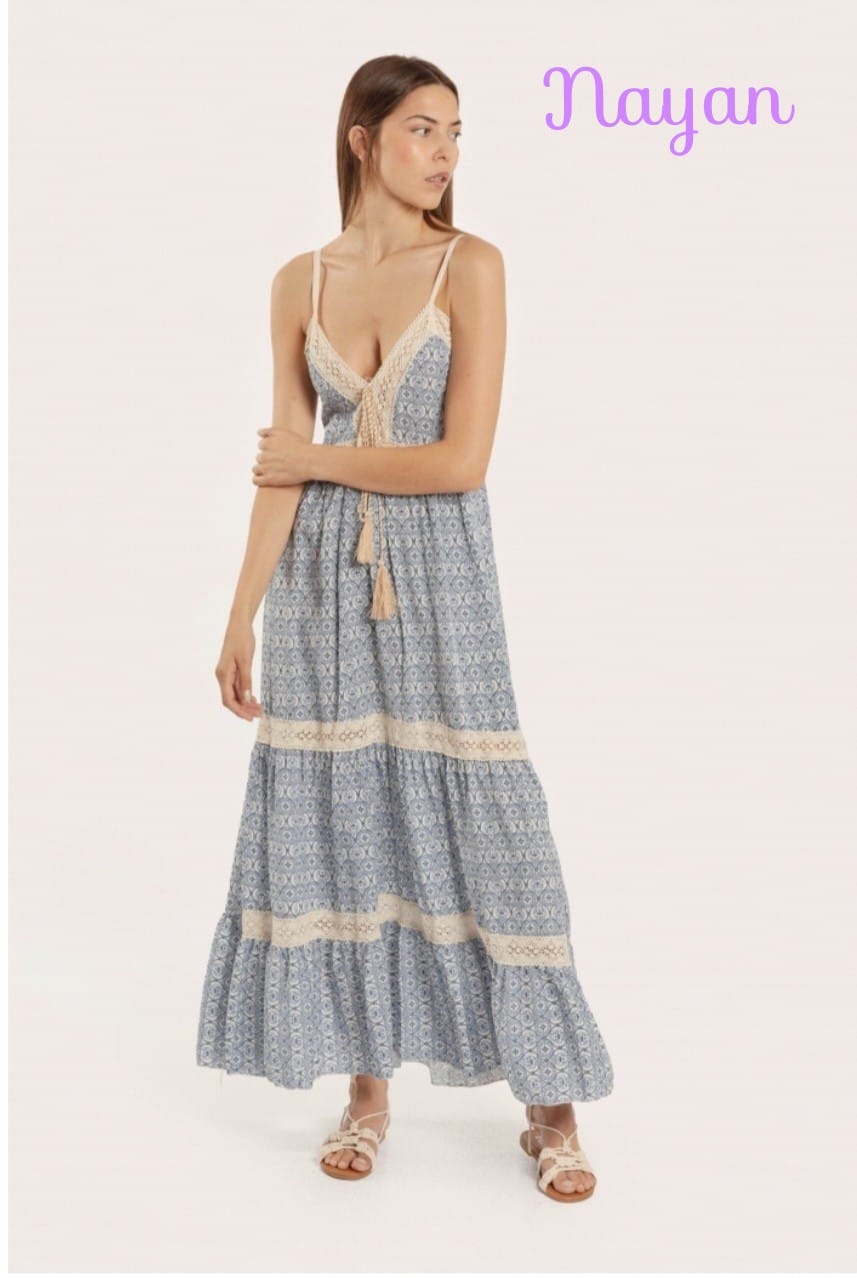 Vestido pompones