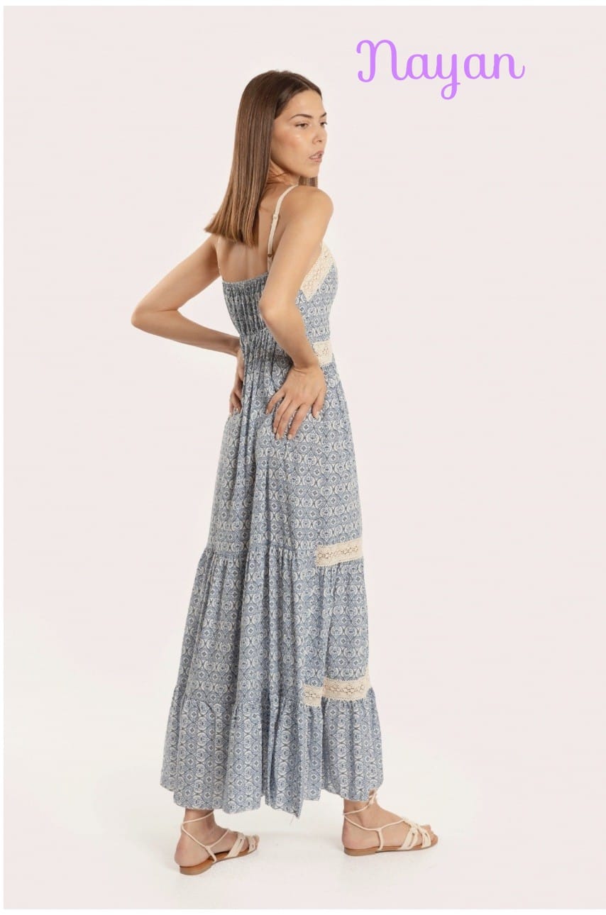 Vestido pompones