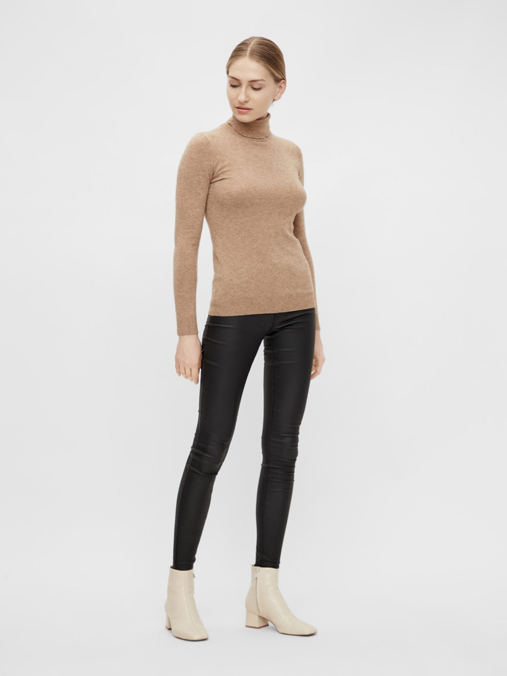 Jersey cuello alto