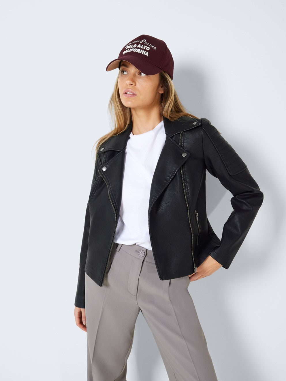 Biker polipiel negra