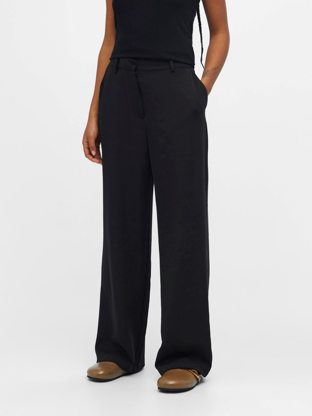 Pantalón negro palazzo